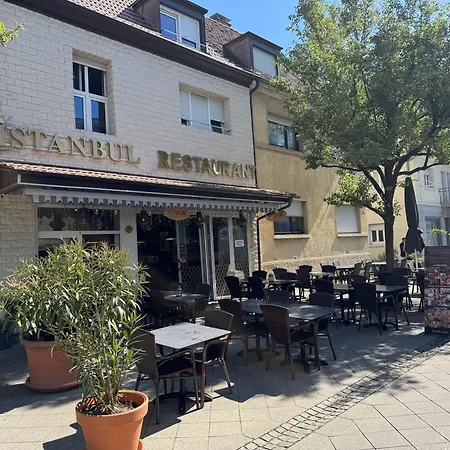 Borderless Haus Fuer 12 , Terasse Und Spiele *